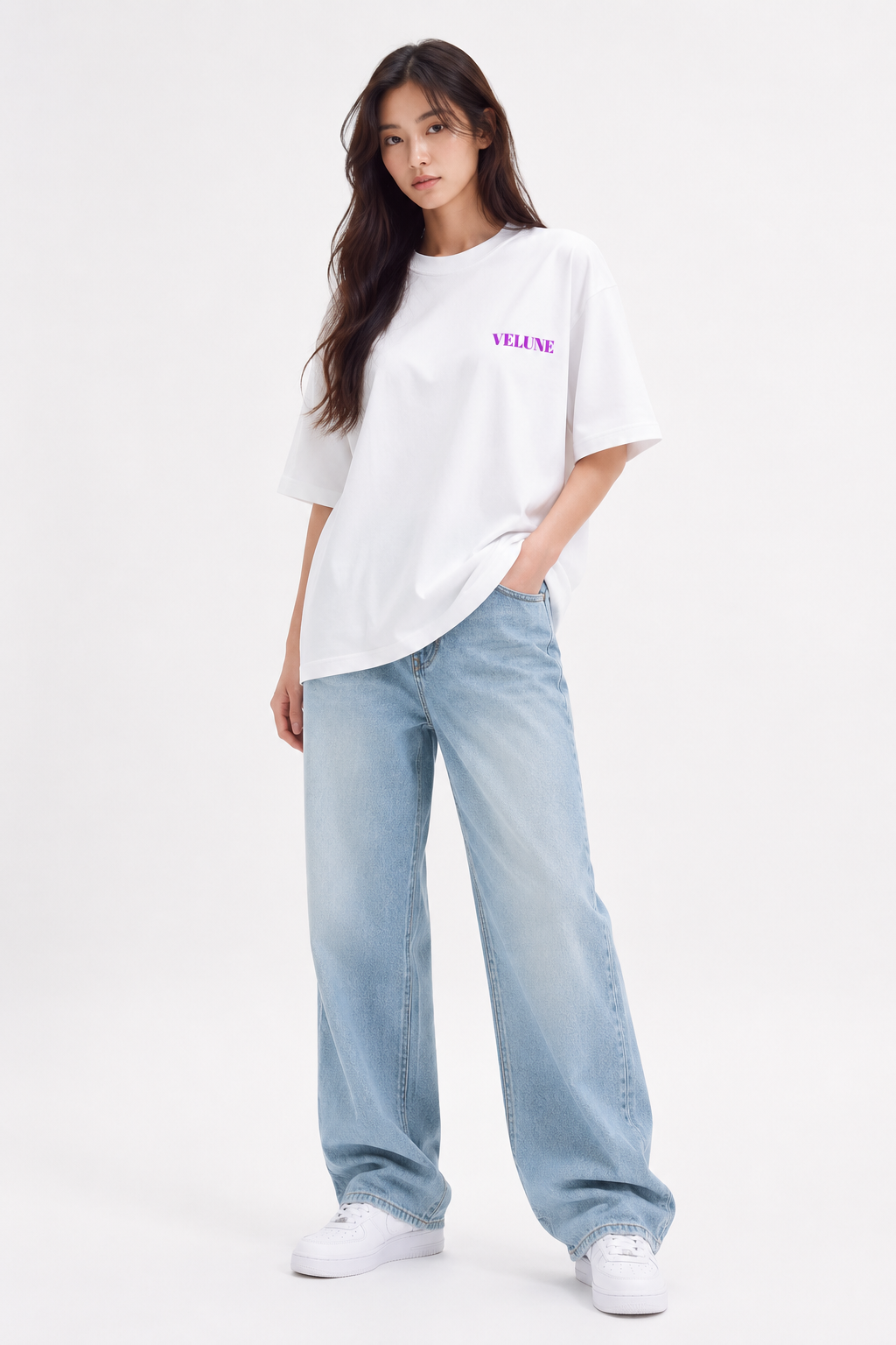 VELUNE Essential Oversized Tee - White